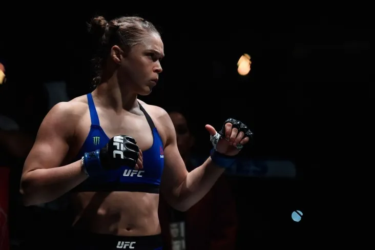"Men uni fohisha deb atashimni xohlaysizmi?"Ronda Rousey Karano bilan jang haqida gapirdi