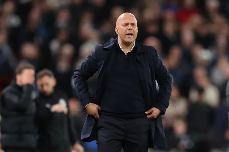 "Liverpul" yozda Arne slotni almashtirishni rejalashtirmayapti — Skyra