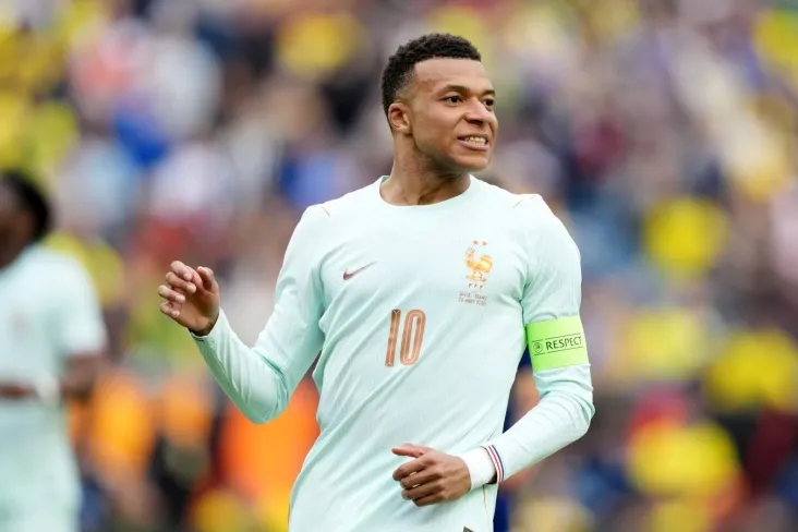 Kilian Mbappe 2026 yilgi jahon chempionatida Fransiya terma jamoasiga kirish haqida fikr bildirdi