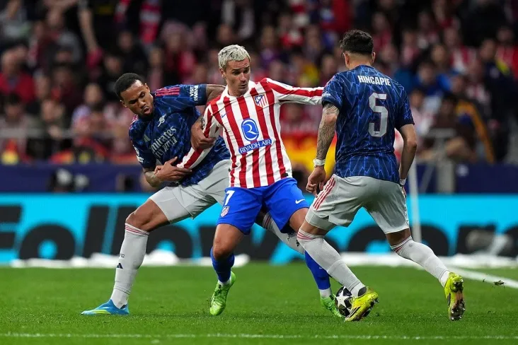 UEFA "Atletiko" ni LCH o'yinida hojatxona qog'ozi bilan bog'liq voqea uchun 15 ming yevro jarimaga tortdi