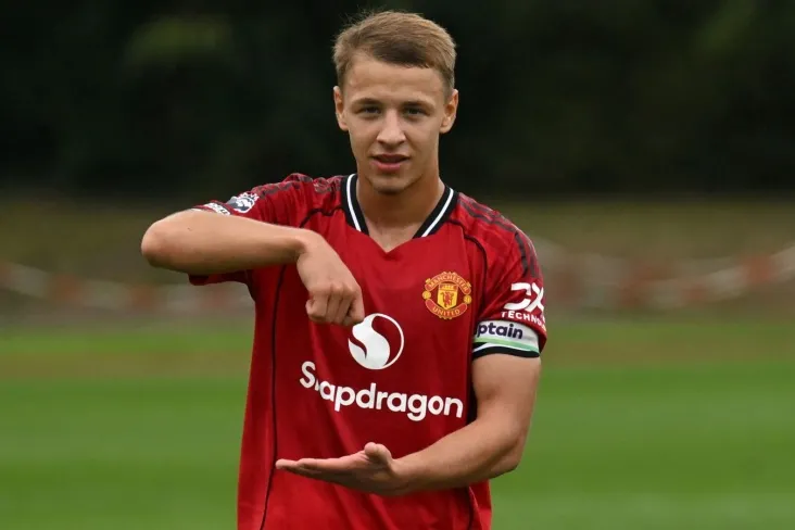 "MU" Ibrohim bilan Angliya yoshlar Kubogi finalida "Manchester Siti" ga mag'lub bo'ldi