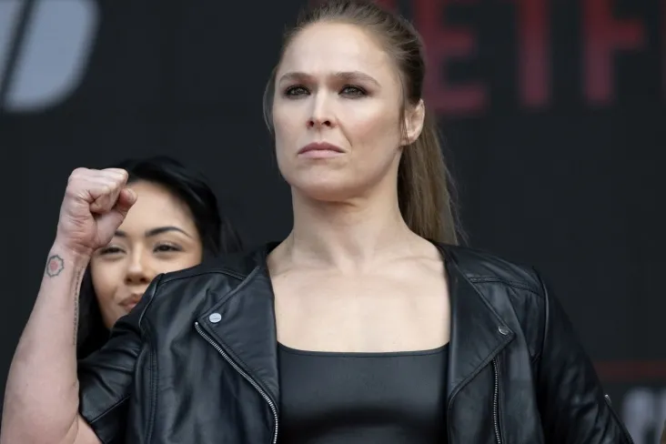 "Bu ajoyib turnir. U tarixga kiradi." Rousey-Los-Anjelesdagi MVP turniri haqida