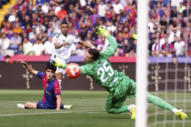 "Barselona" futbolchisi Fermin Lopes "Espanyol"va" Real " bilan raqobat haqida gapirdi