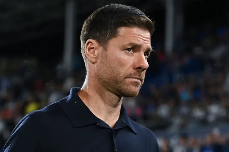 Makfarleyn "Chelsi" ning Xabi Alonso bilan shartnoma imzolagani haqidagi ma'lumotlarga izoh berdi