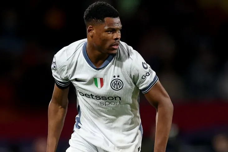"Liverpul "" Inter " himoyachisi Dumfrisga qiziqish bildirmoqda