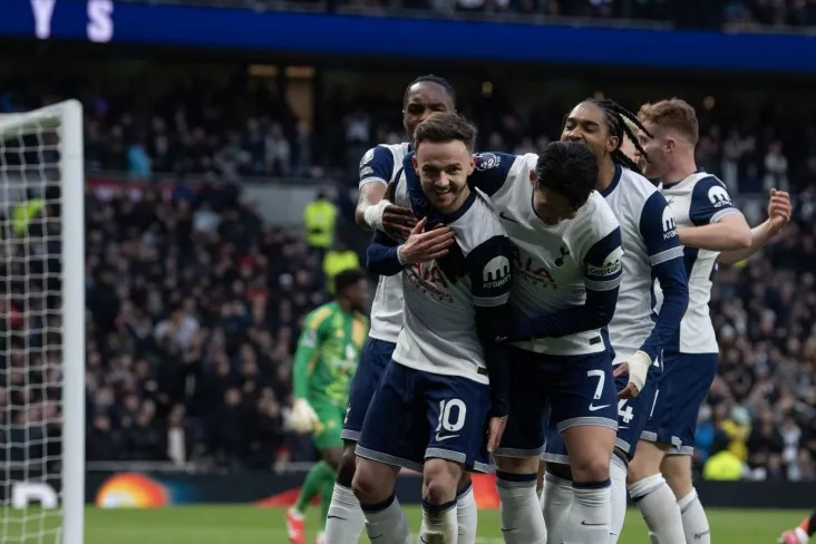 "Chelsi" - "Tottenxem": APLning 37-tur uchrashuvining onlayn translyatsiyasi soat 22:15 da boshlanadi
