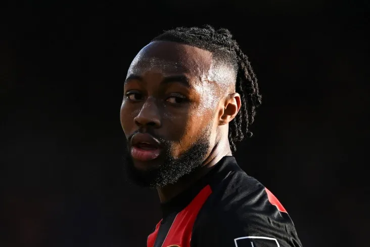 Semeno "Arsenal" va "Chelsi"dan voz kechganidan keyin karerasidagi qiyinchiliklar haqida gapirdi