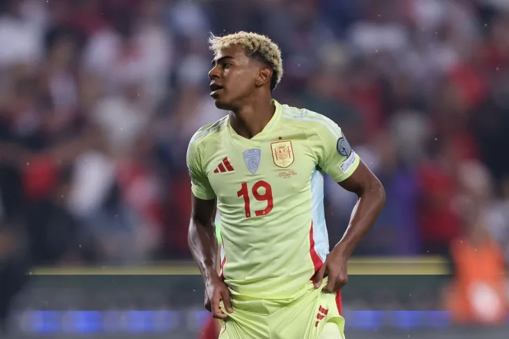 "Orzu qilishni to'xtatmang." Lamin Yamal-bolaligingizda o'zingizga maslahat berish haqida