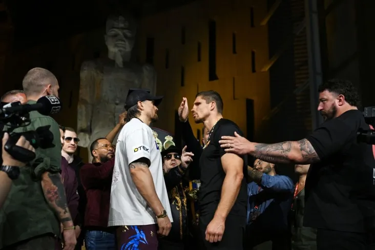 "Qanday sirk". Dillon Denis-Aleksandr Usik va Riko Verxuven o'rtasidagi jang natijasi haqida