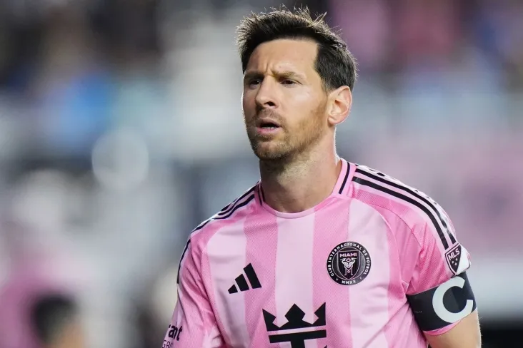 Argentinalik jurnalist MLS o'yinida almashtirilganidan keyin Messining sog'lig'i haqida xabar berdi