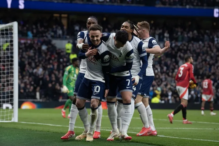 "Tottenxem" egalari 2025/2026 yilgi mavsumda APLda 17-o'rinni egallaganidan keyin qayta qurishni e'lon qilishdi