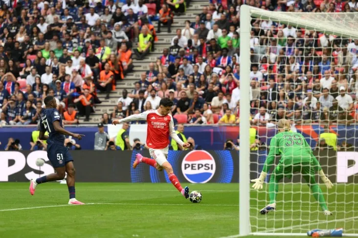 "PSJ" murabbiyi Enrike Safonovning Chempionlar Ligasi finalida o'tkazib yuborgan goli haqida gapirdi