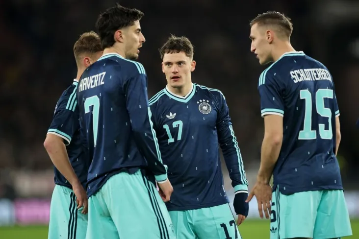 Futbol bo'yicha o'rtoqlik uchrashuvining to'g'ridan-to'g'ri video translyatsiyasining boshlanishi Germaniya-Finlyandiya