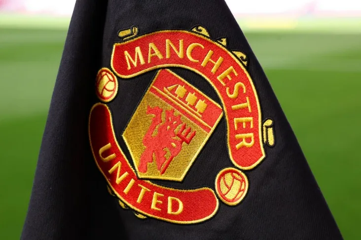 Romano "Manchester Yunayted" ning yangi transferi haqida xabar berdi va ikki futbolchining ketishini tasdiqladi
