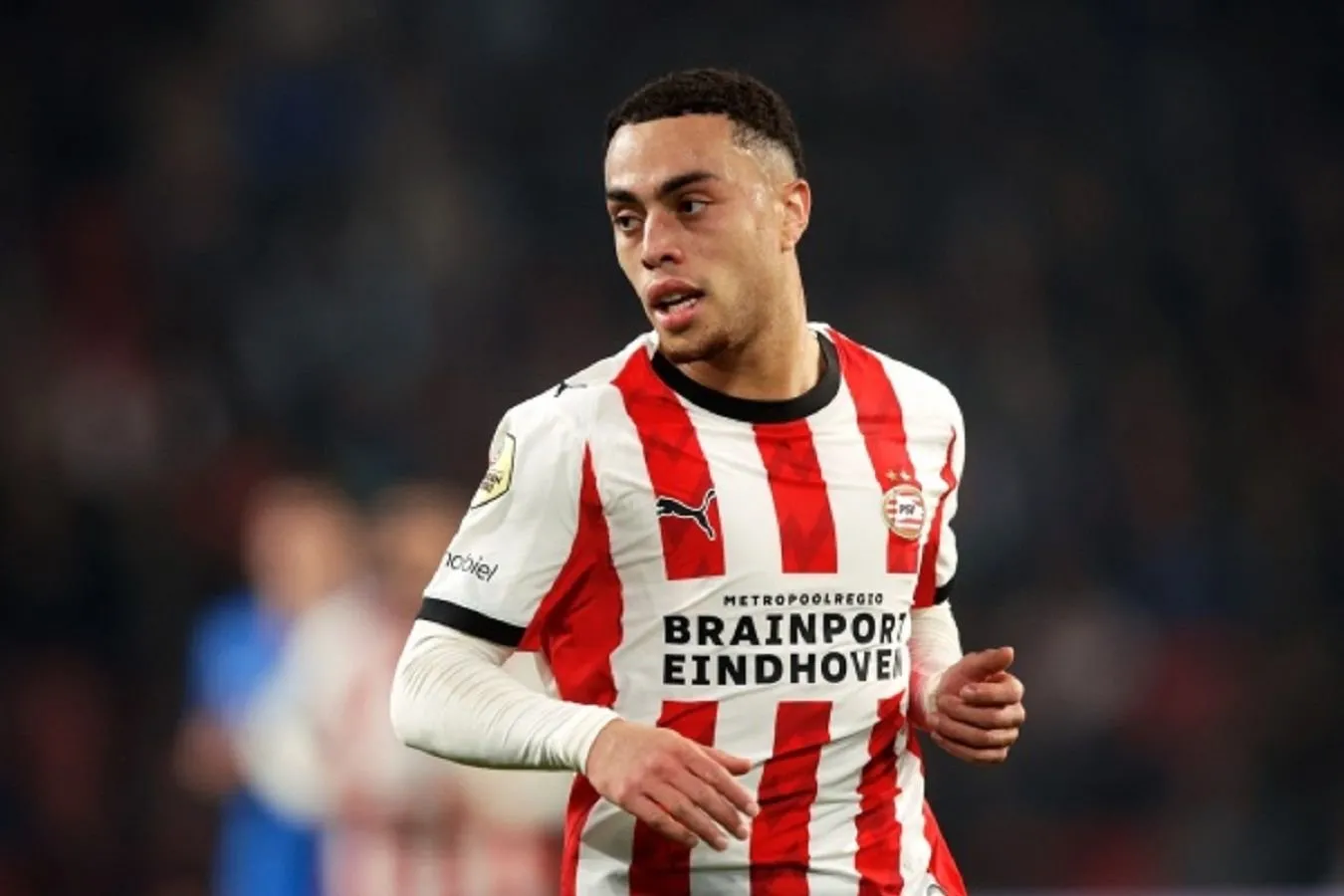 "Bavariya "" Barselona "va" Milan " ning sobiq himoyachisini sotib olmoqchi-Elfrink