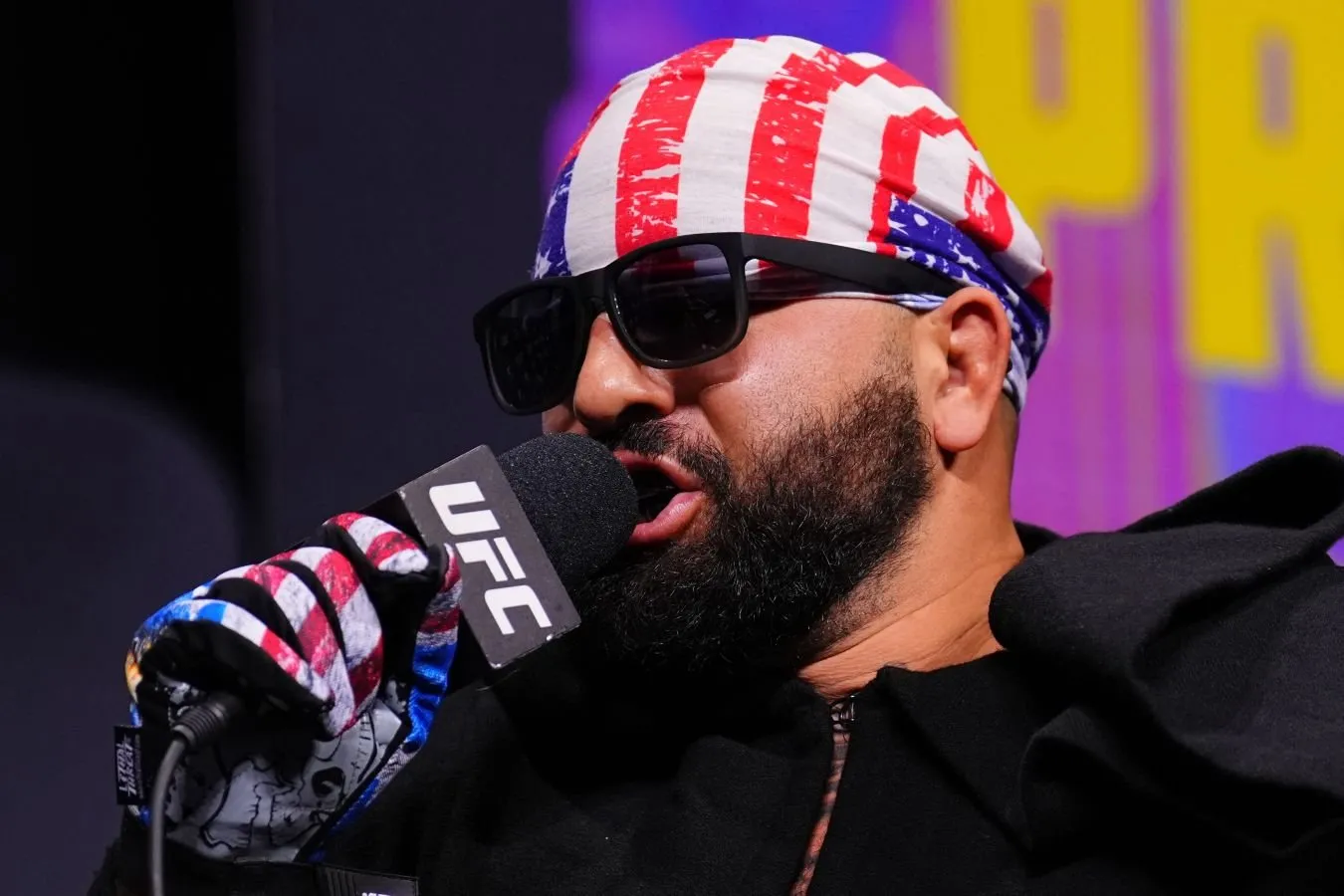 "Fuck Xitoy siz bilan!"AQShning mag'lubiyatsiz UFC jangchisi Pavlovichga qattiq javob berdi