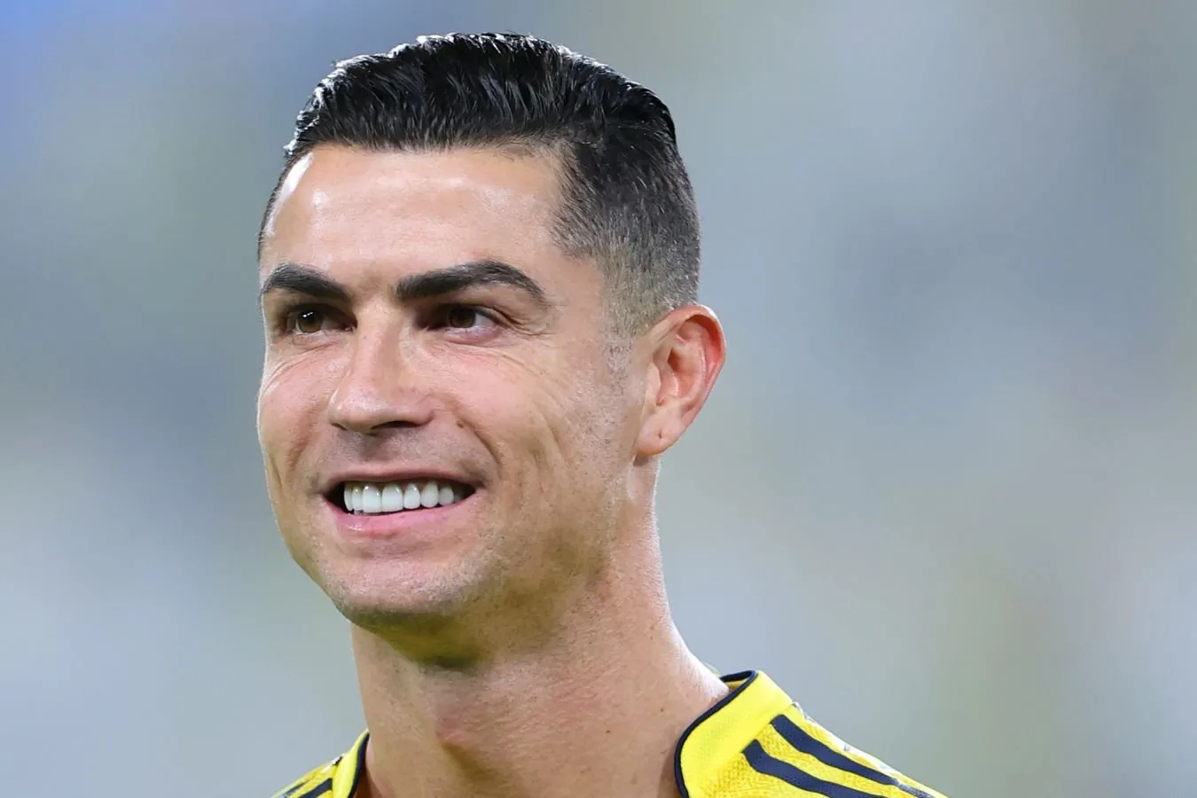 Boateng yolg'on gapirganini aytib, Messini eng yaxshi o'yinchi deb atadi. Ronaldu munosabat bildirdi