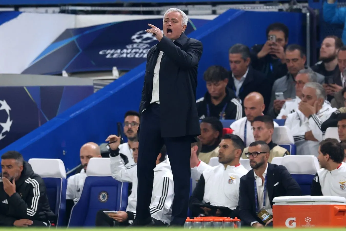 "Shaxs munozarali". "Real" ning sobiq prezidenti Mourinoning qaytishi mumkinligi haqida gapirdi