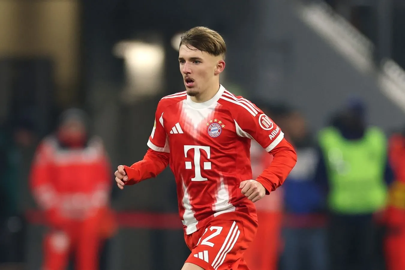 "Men yig'lardim." Naguchev-18 yoshli Karlning 2026 yilgi jahon chempionati oldidan Germaniya mashg'ulotidagi jarohati haqida