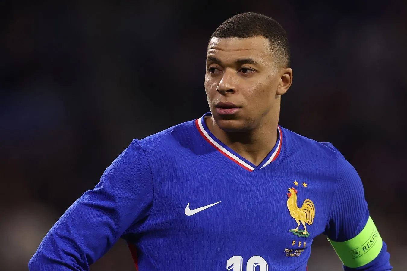 Mbappe jahon chempionati boshlanishidan besh kun oldin jarohat olganligi sababli Fransiya terma jamoasining mashg'ulotlarini muddatidan oldin tark etdi