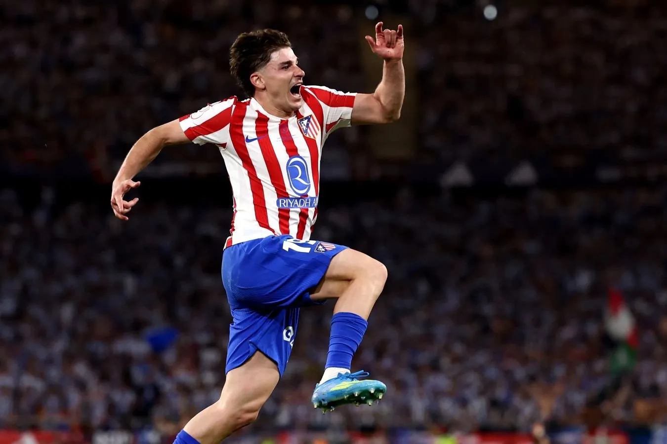"Real" "Atletiko" ga Julian Alvaresni sotib olganligi uchun 150 million yevro taklif qilganini aytdi