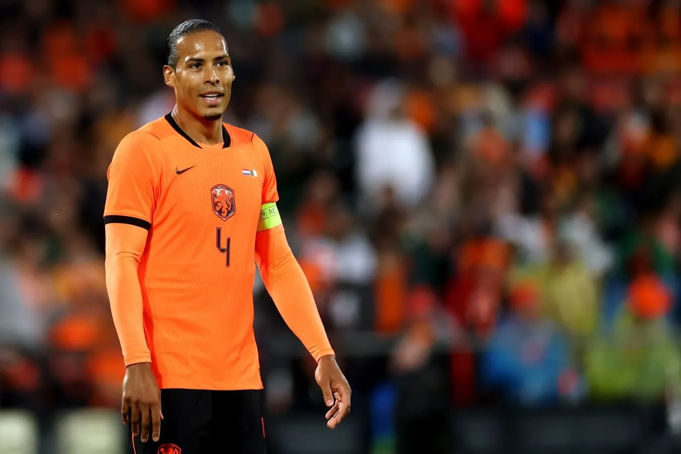 "Mamlakatni ulug'lash uchun birlashing." Van Deyk Niderlandiya terma jamoasining jahon chempionatiga munosabati haqida