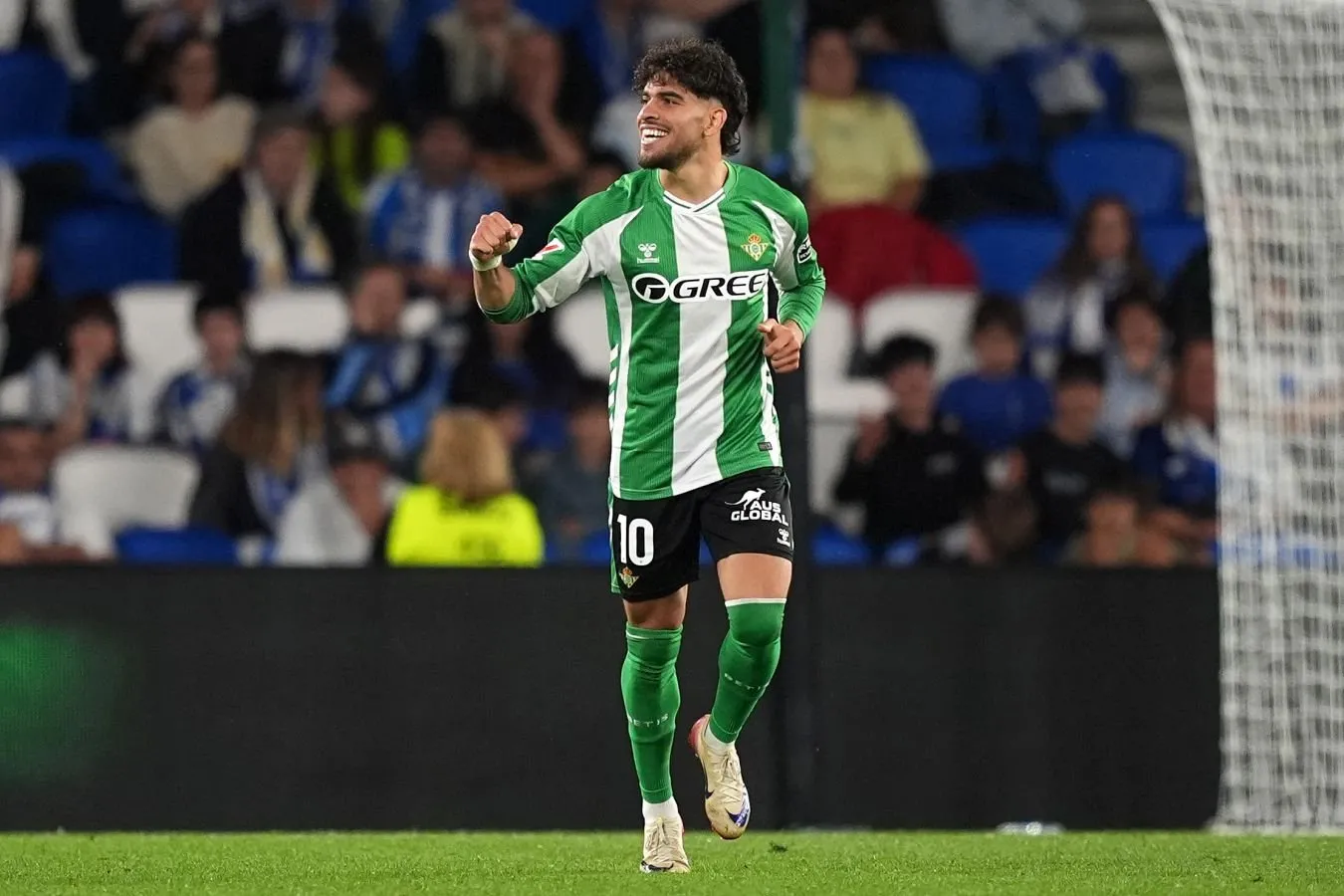 "Betis" hujumchi ez Abdeni qo'llab-quvvatladi. O'yinchi jarohat tufayli 2026 yilgi jahon chempionatini o'tkazib yuboradi