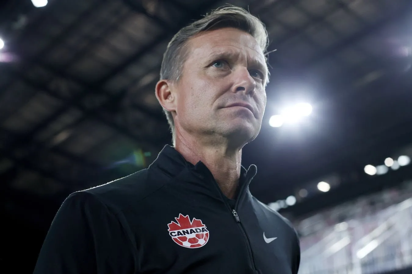 Kanada terma jamoasi muxlislari jamoaning 2026 yilgi jahon chempionatidagi birinchi o'yinidan oldin Toronto bo'ylab yurish uyushtirishdi