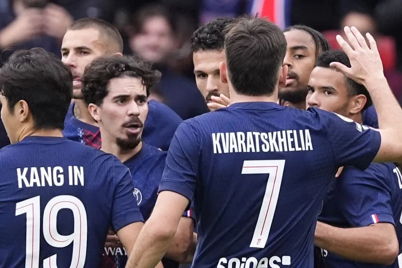 "PSJ "" Vest Xem " ning ikki futbolchisini nishonga oldi — Footmercato