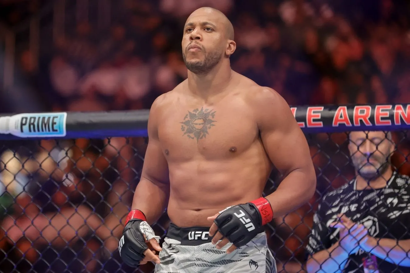Kiril gan ikkinchi marta UFC vaqtinchalik chempioni bo'ldi