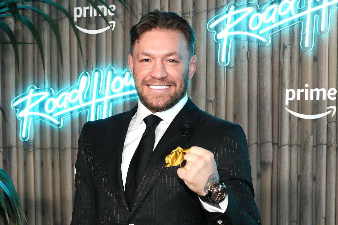 Makgregorning xabar berishicha, Krouford u bilan MMA va boks bo'yicha janglarni o'tkazishdan bosh tortgan