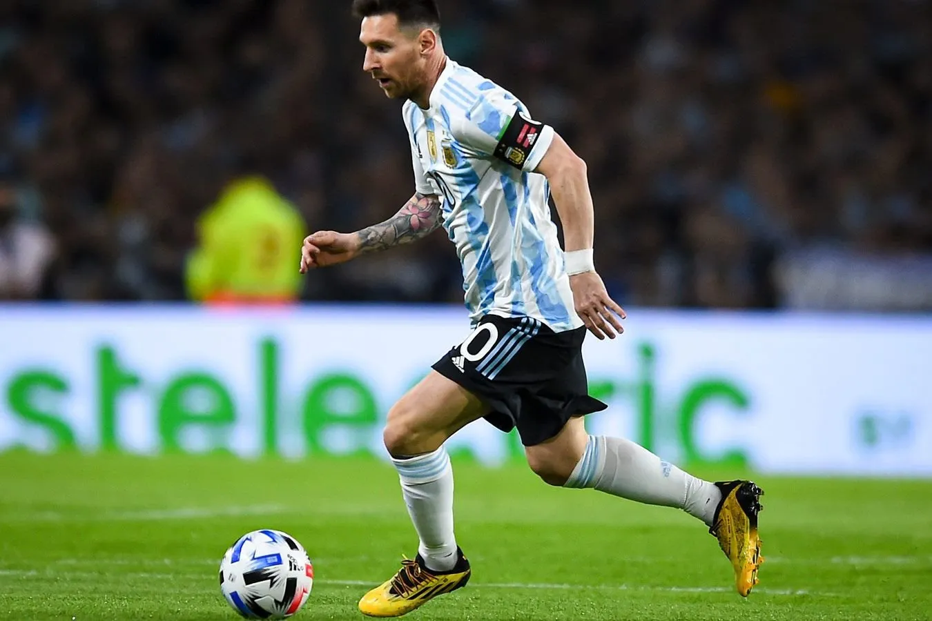 Argentina-Jazoir: Messi 2026 yilgi jahon chempionati o'yinida xet-trikdan keyin almashtirildi