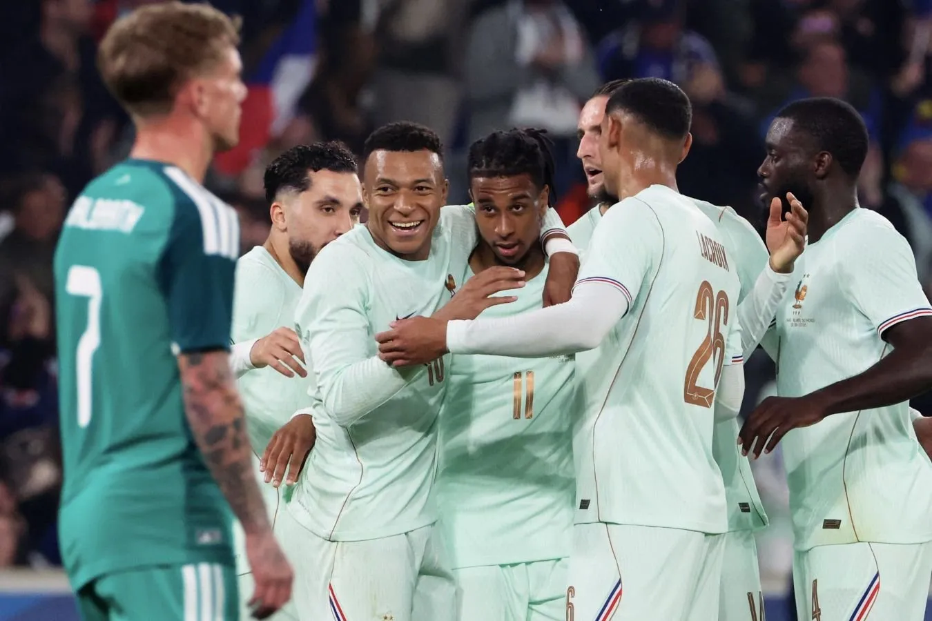 2026 yilgi jahon chempionatidagi Frantsiya — Iroq uchrashuvi momaqaldiroq tufayli buzilish xavfi ostida-L'Équipe