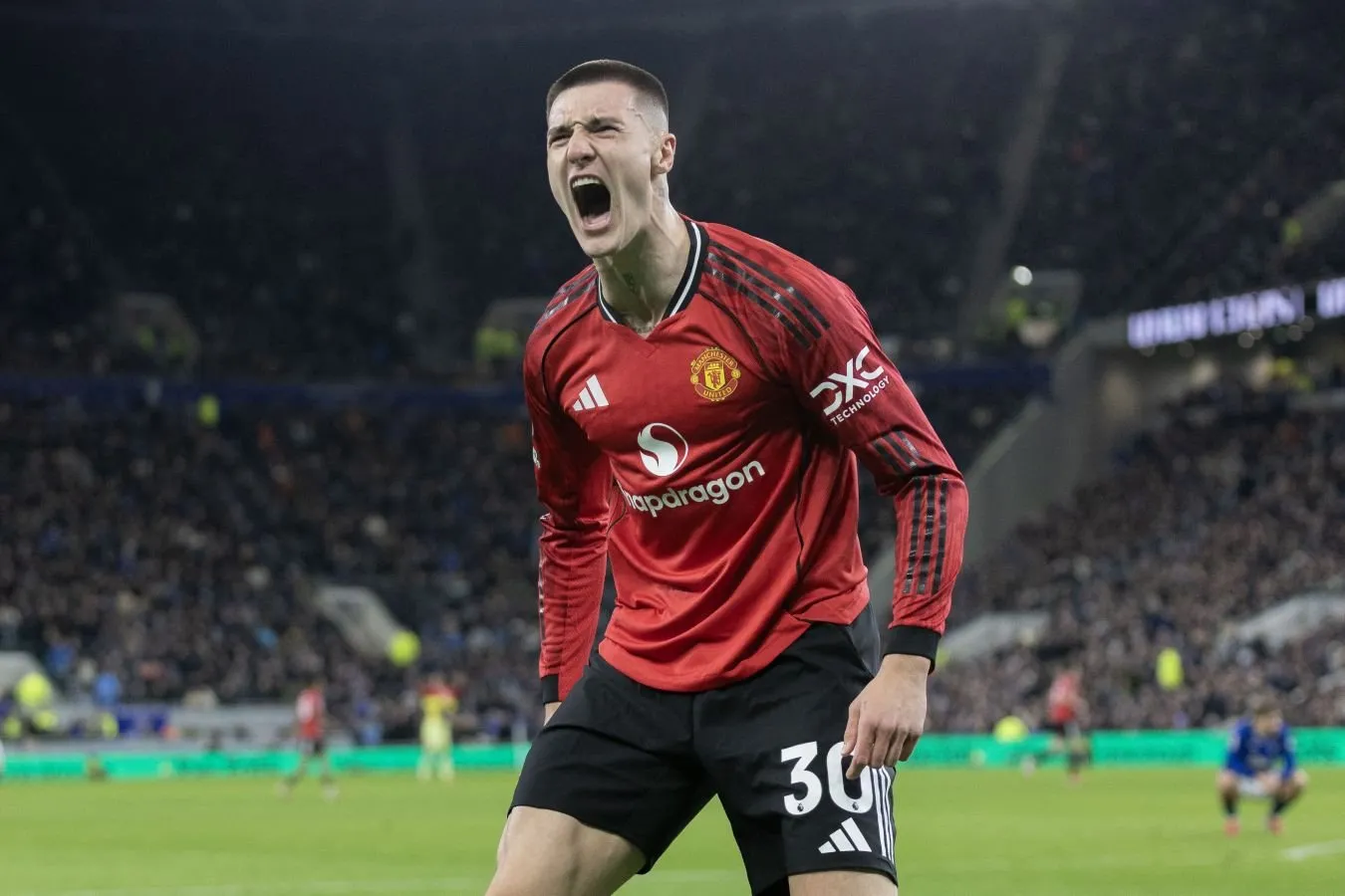 "Manchester Yunayted" bu yozda Benjamin Sheshkoni sotishdan bosh tortdi-TEAMtalk