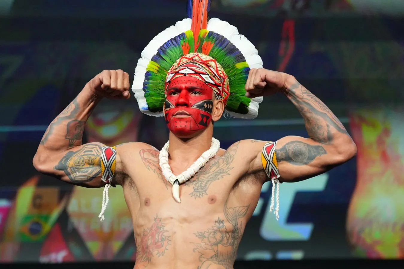 Aleks Pereyra AQShning munozarali va mag'lubiyatsiz UFC jangchisi bilan jang qilishga rozi bo'ldi