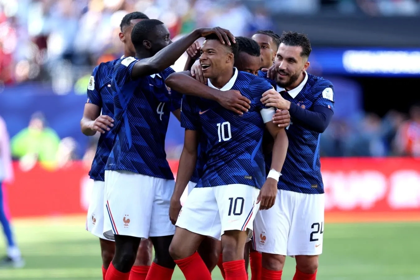 "Siz meni tezroq haydab yuborasiz." Mbappe-Jahon chempionatidagi gollarda Messi va Klose rekordlari haqida