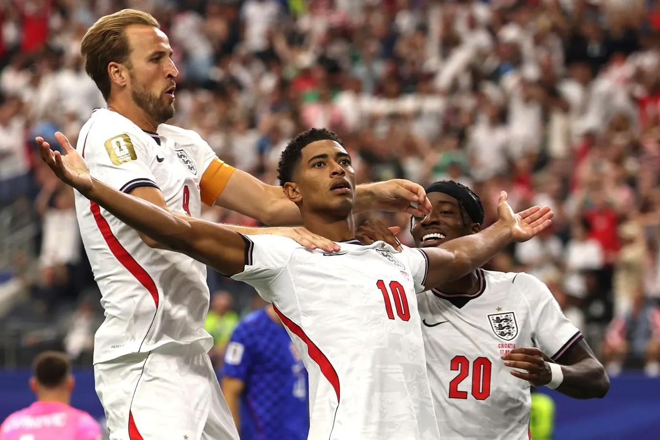 Bellingham 2026 yilgi Angliya-Gana jahon chempionatida og'zini qo'li bilan yopdi. Havbek o'chirilmadi