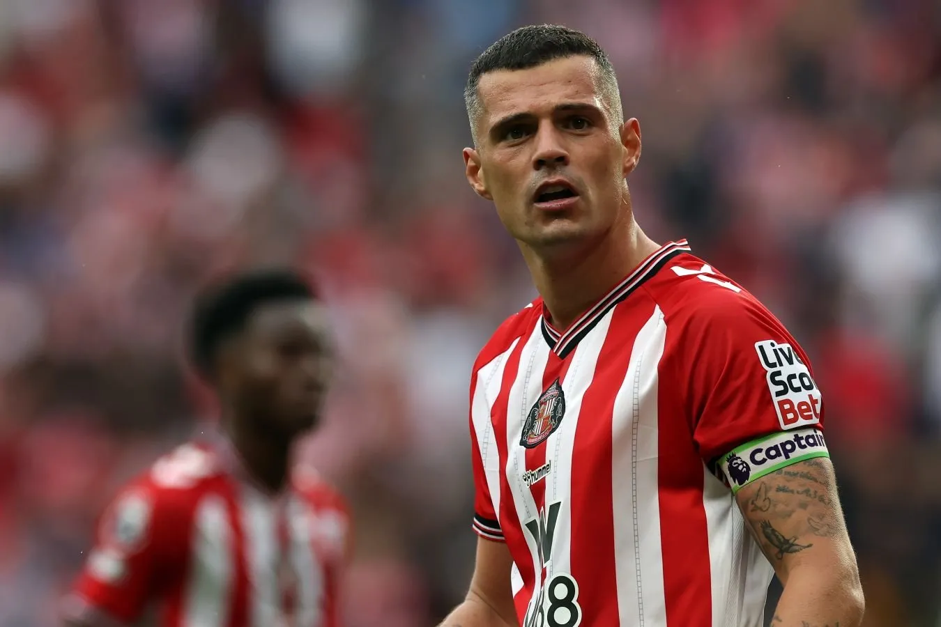 "Chelsi" og'zaki ravishda granit Jaka bilan shartnoma tuzdi — Sky Sports