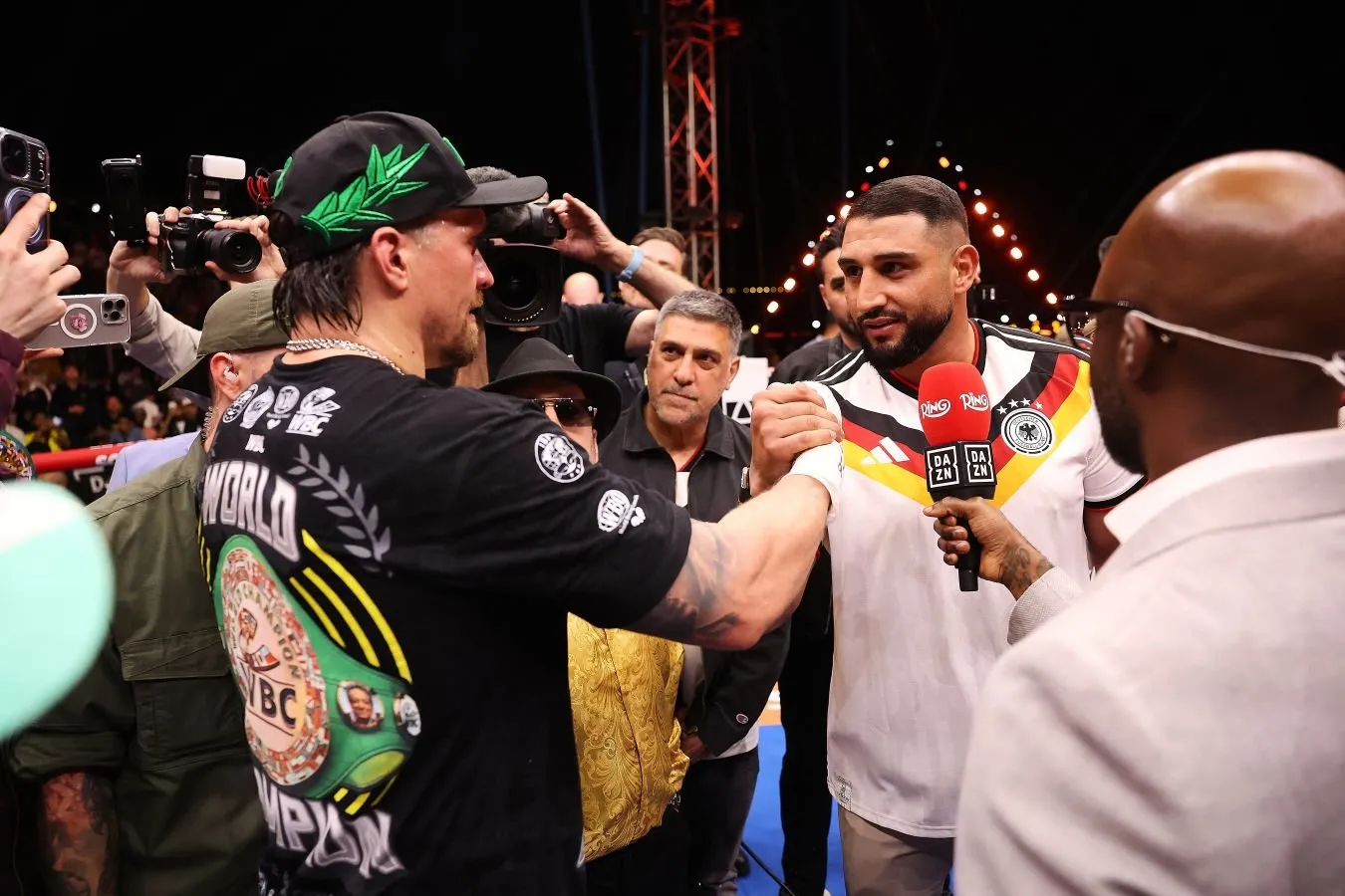 AGIT Kabayel-unvonlarini Usik bilan topshirgandan so'ng, og'ir vazn toifasida yangi WBC chempioni