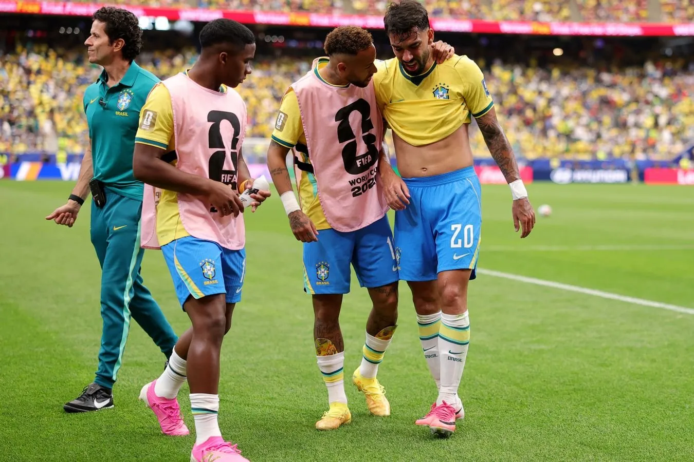 Braziliyalik yarim himoyachi Lukas Paketa 2026 yilgi jahon chempionatida jarohat oldi