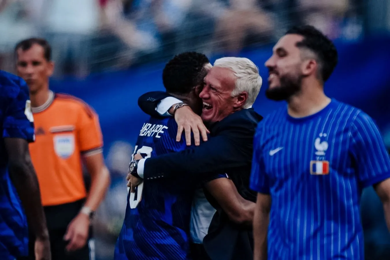 Kilian Mbappe Frantsiya — Shvetsiya o'yinida Didier Desham bilan gol urdi