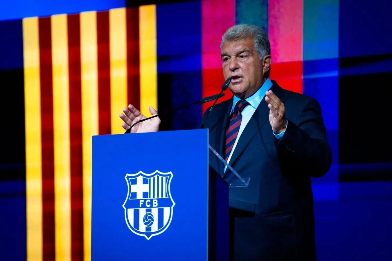 Joan Laporte Julian Alvares bilan vaziyat haqida gapirdi