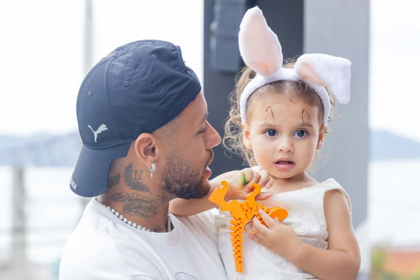 Neymar qizini tug'ilgan kuni bilan tabrikladi