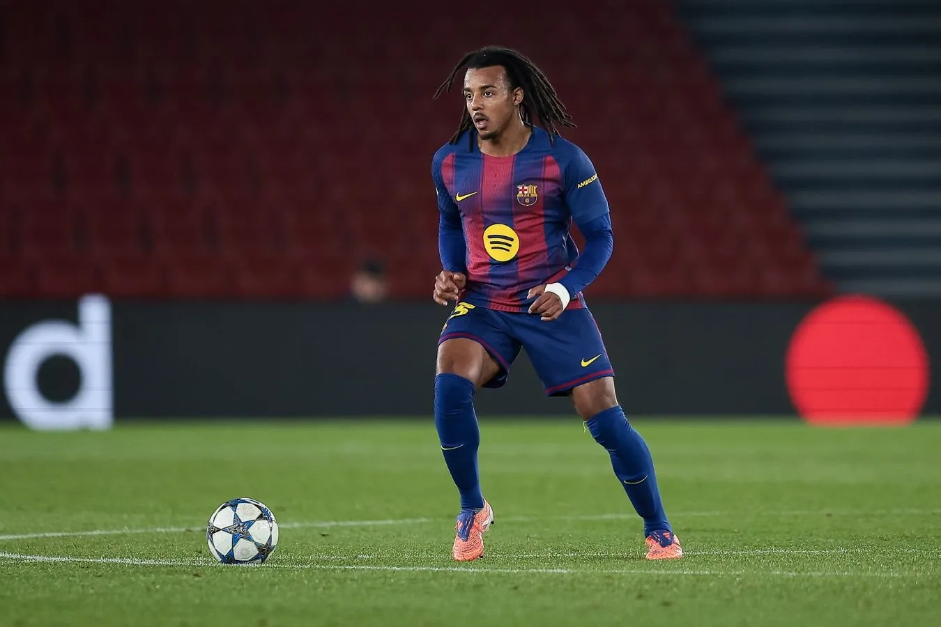 "Barselona "" Manchester Yunayted " ga Jyul Kundeni sotib olishni taklif qildi — TEAMtalk