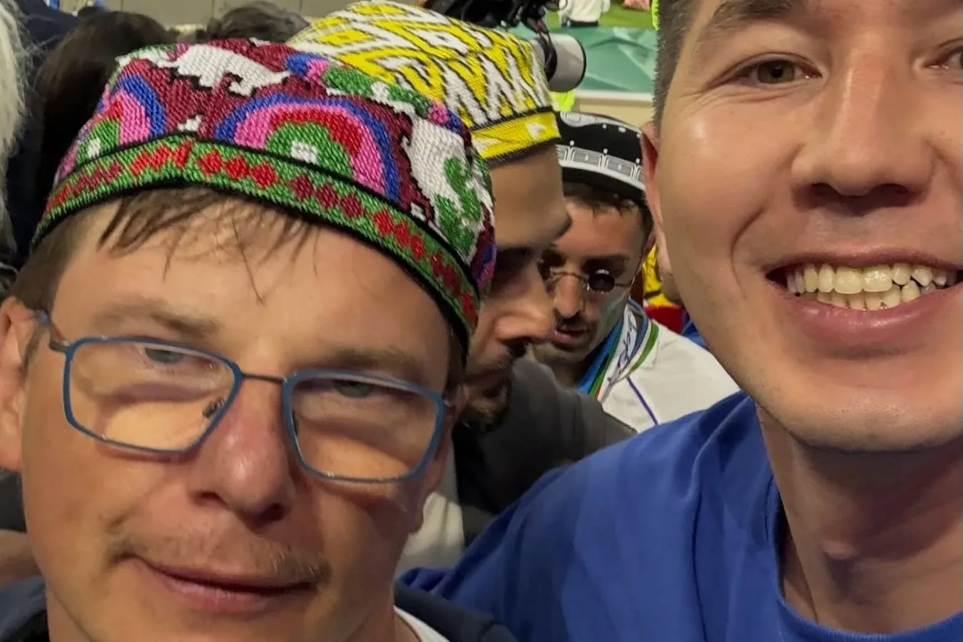 "Do'ppi sharmanda qilindi." Arshavin jahon chempionatida O'zbekiston terma jamoasi muxlislarining sovg'asi haqida gapirdi