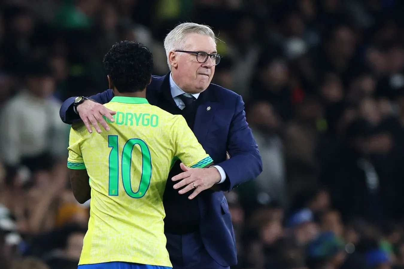 "U har doim nima qilayotganini biladi." Rodrigo-Braziliya terma jamoasi murabbiyi Karlo Anchelotti haqida
