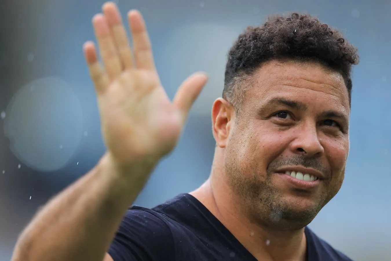 Ronaldo 2026 yilgi jahon chempionatidan Braziliya jo'nab ketganidan keyin Anchelotti va Vinisiusni tanqid qildi
