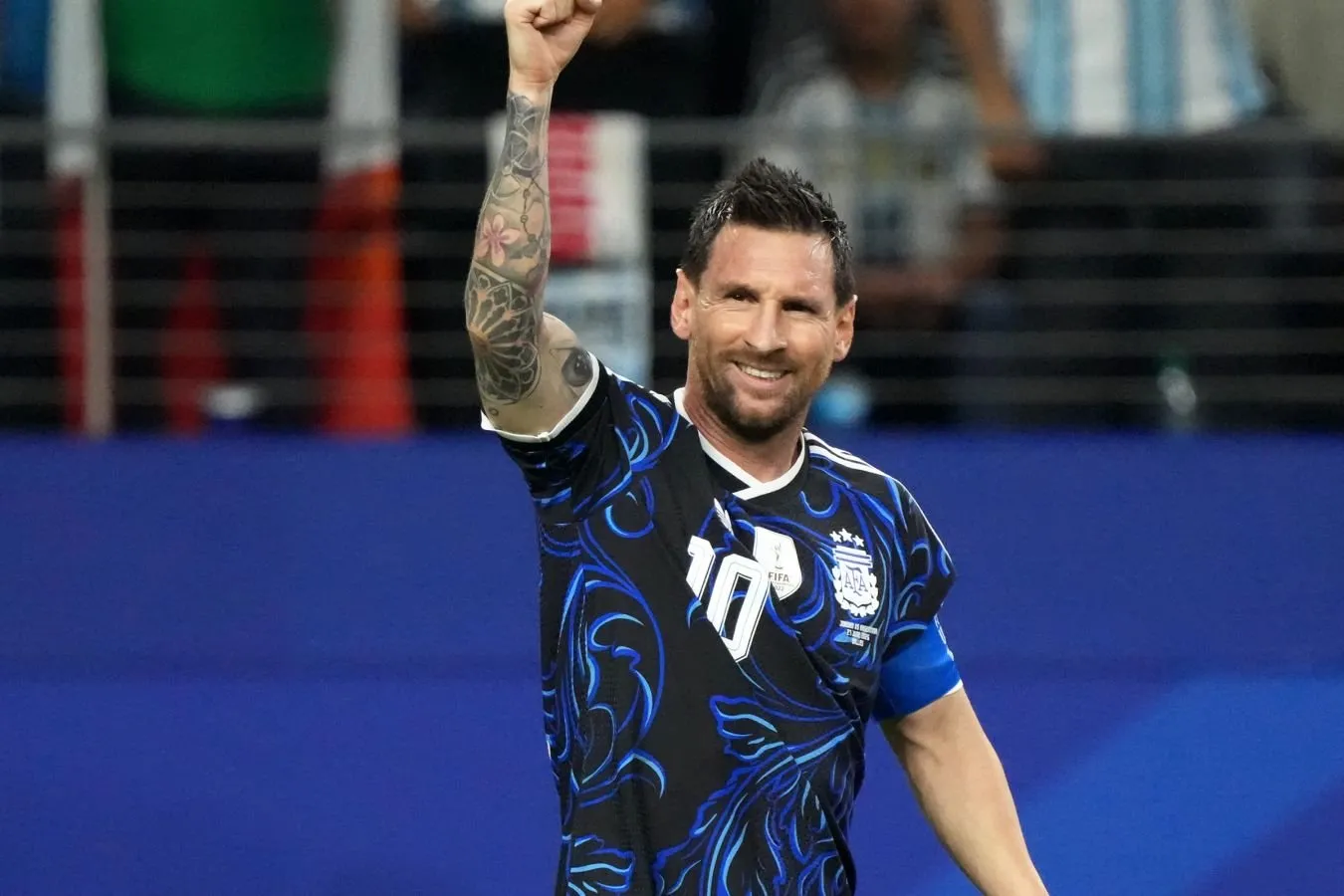 "Sudya butun xalqning orzusini barbod qildi, Xudo oldida javob bersin." Ziko-o 2: 3 Argentina bilan
