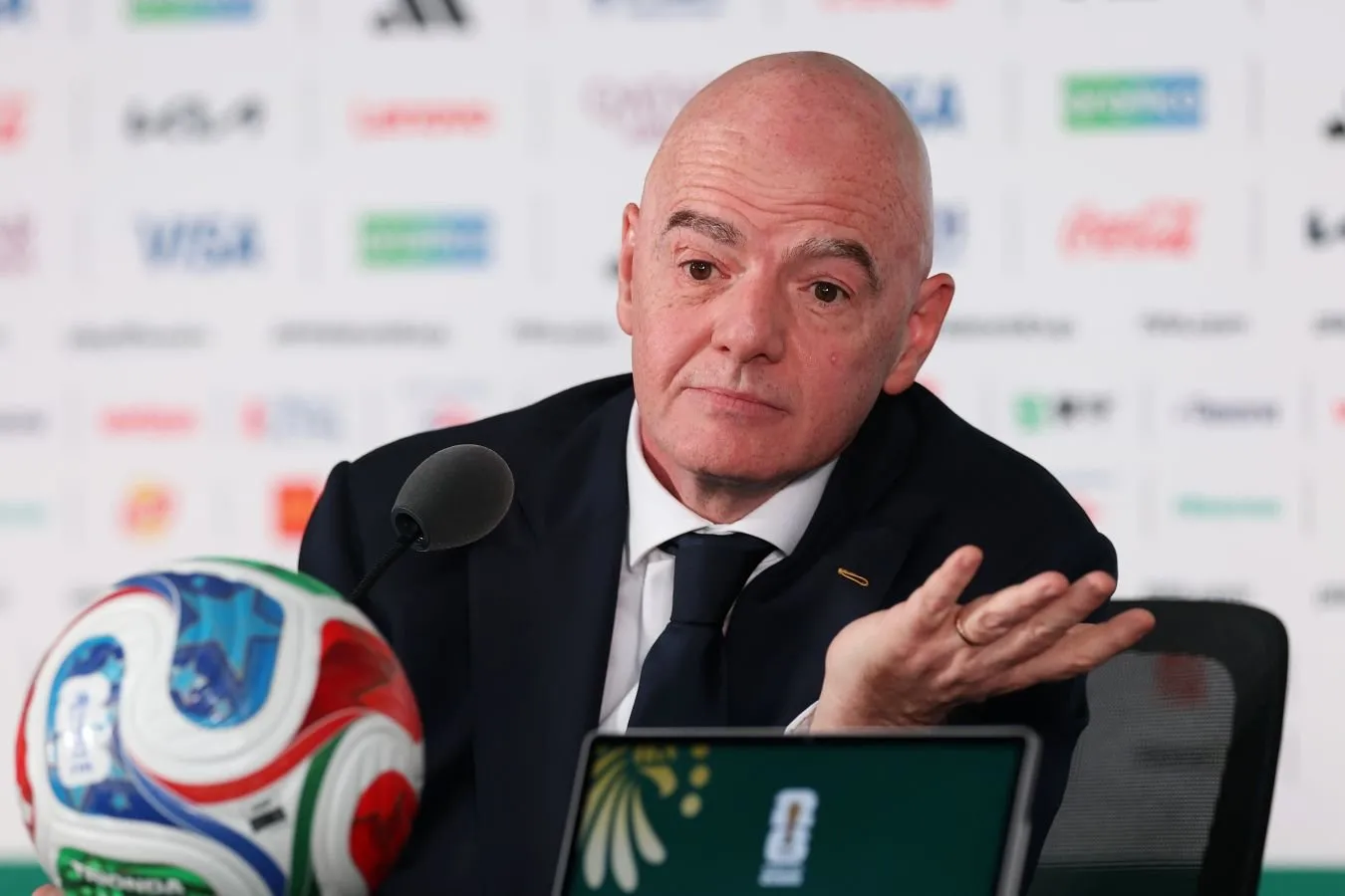 Infantino Paragvay Senatorini tanqid qilib, mbappani sud bilan tahdid qildi