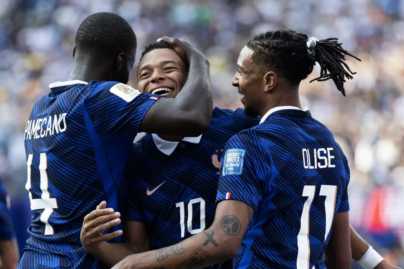 Frantsiya futbol federatsiyasi Marokash bilan o'yin oldidan muxlislarga murojaat qildi